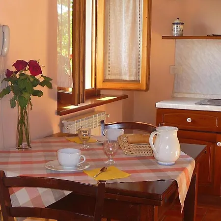 Freistehendes Natursteinhaus Fuer Zwei Personen Apartment